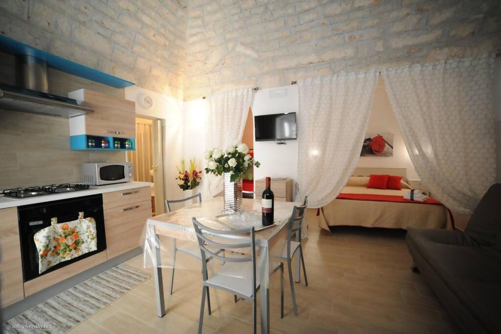 Antica Dimora Giusy Villa ออสตูนี ภายนอก รูปภาพ